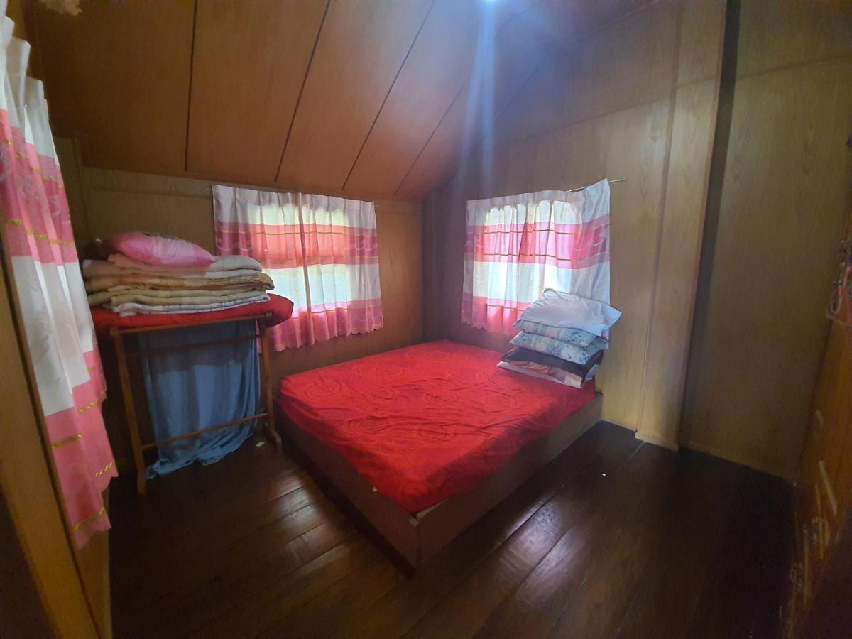 Baan Thabthong Homestay Ban Pak Nam  Exterior photo